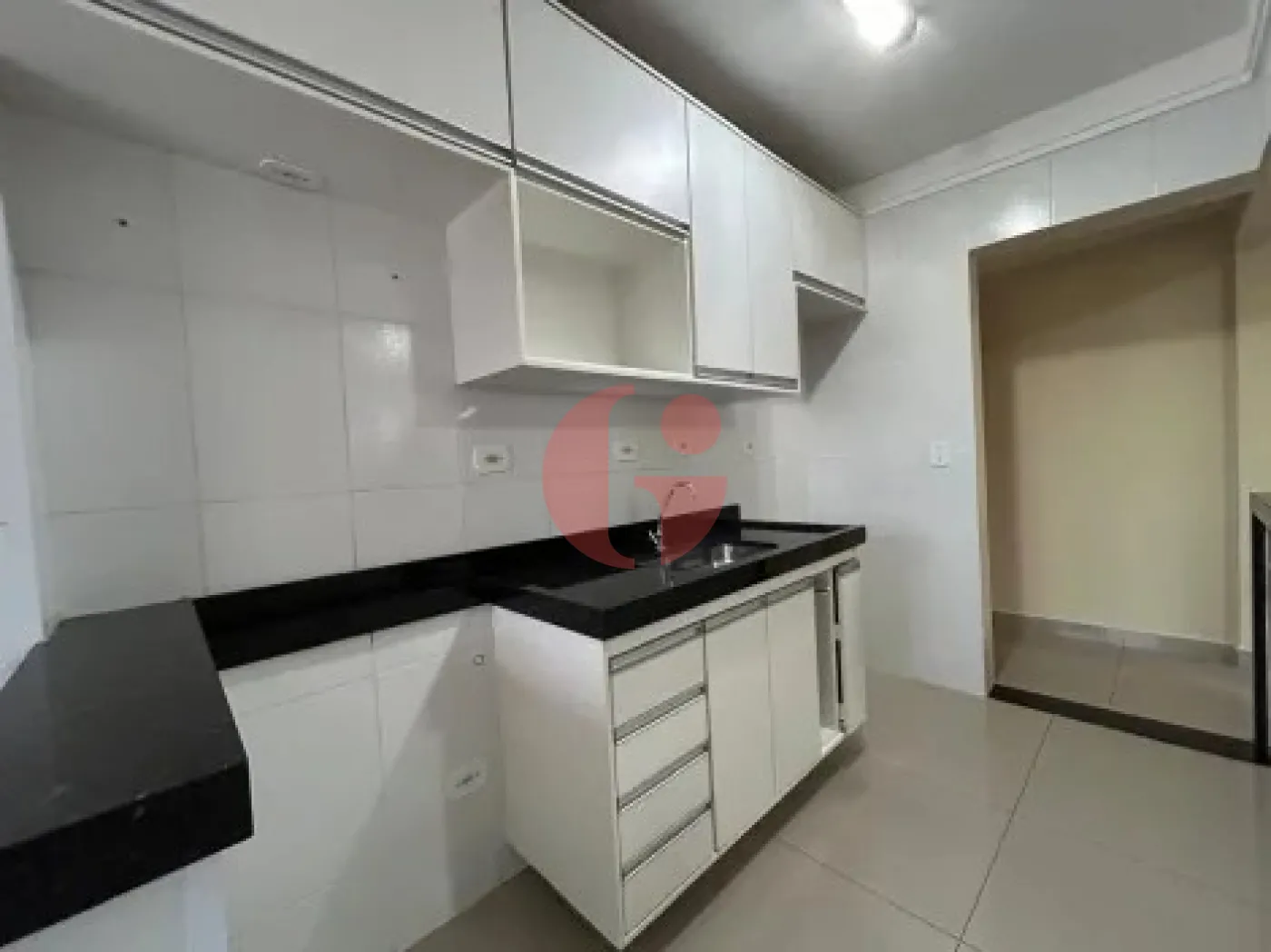 Alugar Apartamento / Padr&atilde;o em S&atilde;o Jos&eacute; dos Campos R$ 2.800,00 - Foto 2