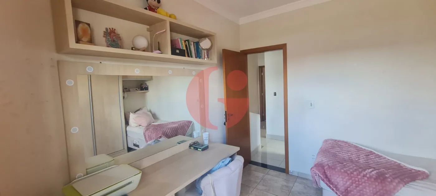 Comprar Casa / Padr&atilde;o em S&atilde;o Jos&eacute; dos Campos R$ 750.000,00 - Foto 7