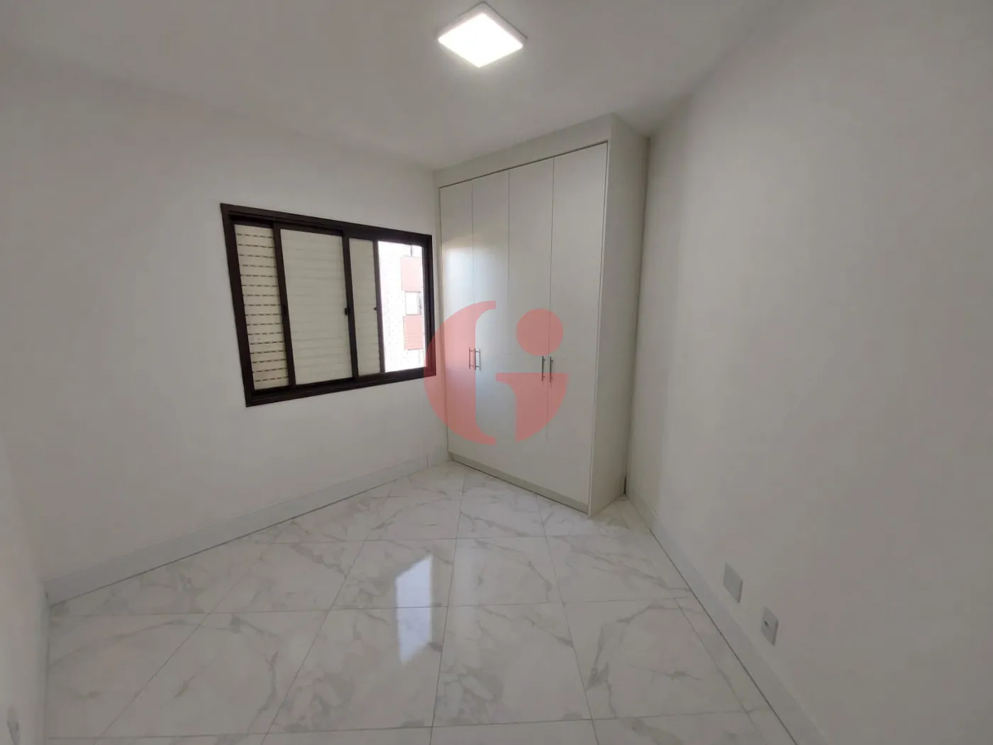 Alugar Apartamento / Padr&atilde;o em S&atilde;o Jos&eacute; dos Campos R$ 2.400,00 - Foto 7