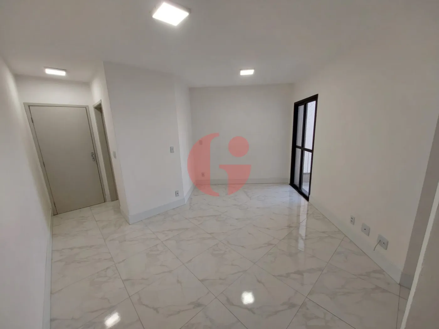 Alugar Apartamento / Padr&atilde;o em S&atilde;o Jos&eacute; dos Campos R$ 2.400,00 - Foto 2