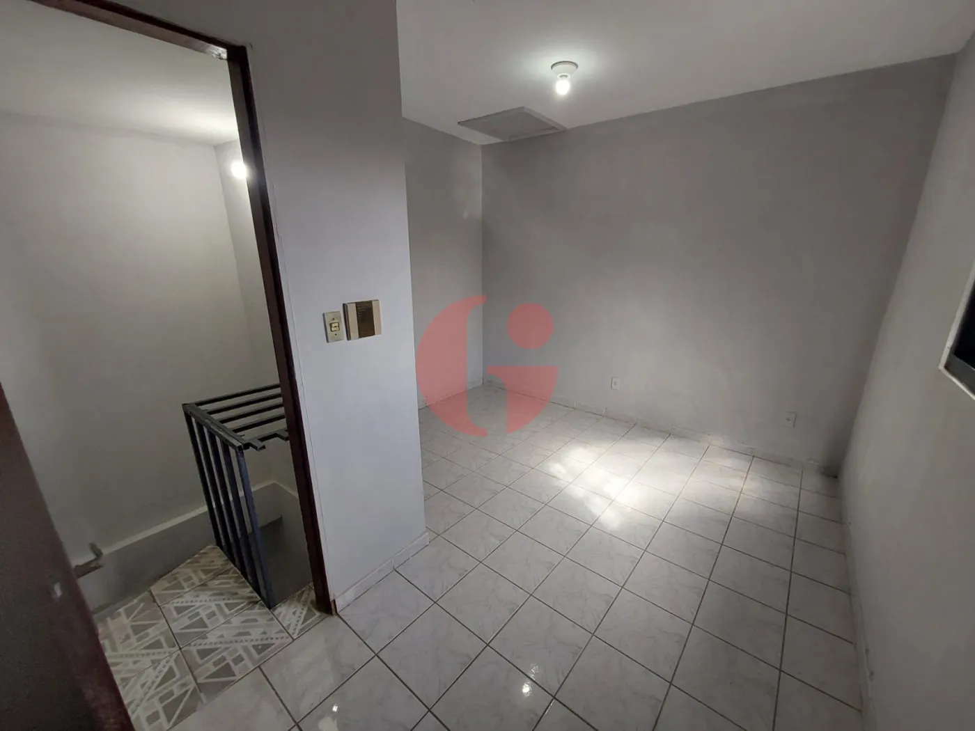 Alugar Casa / Padr&atilde;o em S&atilde;o Jos&eacute; dos Campos R$ 2.800,00 - Foto 8