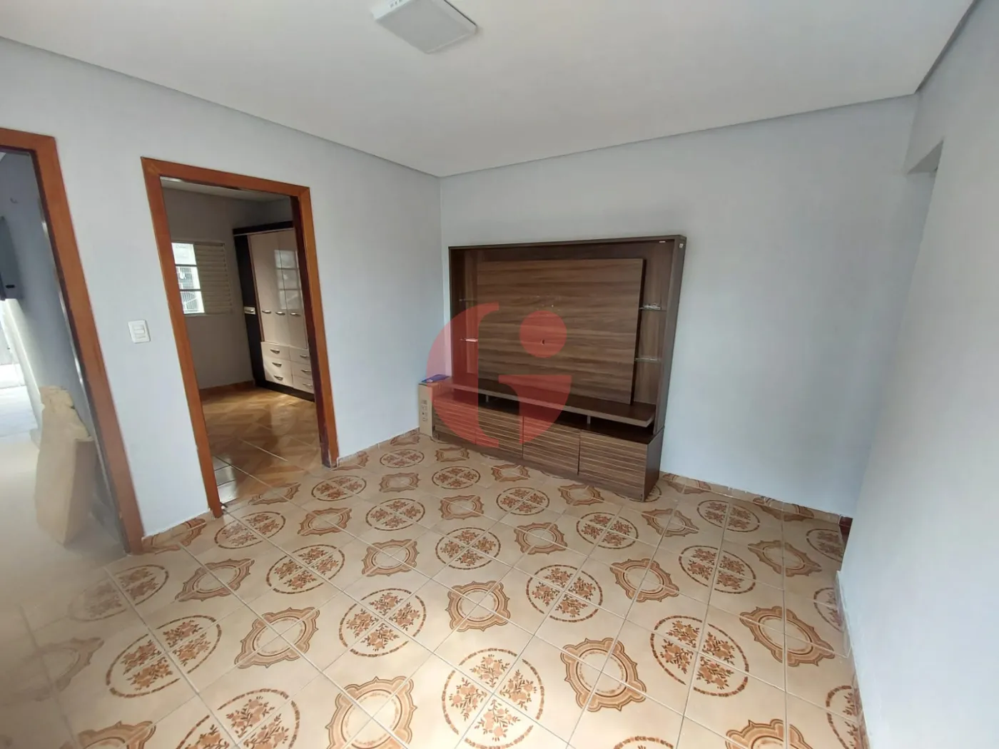 Alugar Casa / Padr&atilde;o em S&atilde;o Jos&eacute; dos Campos R$ 2.800,00 - Foto 3