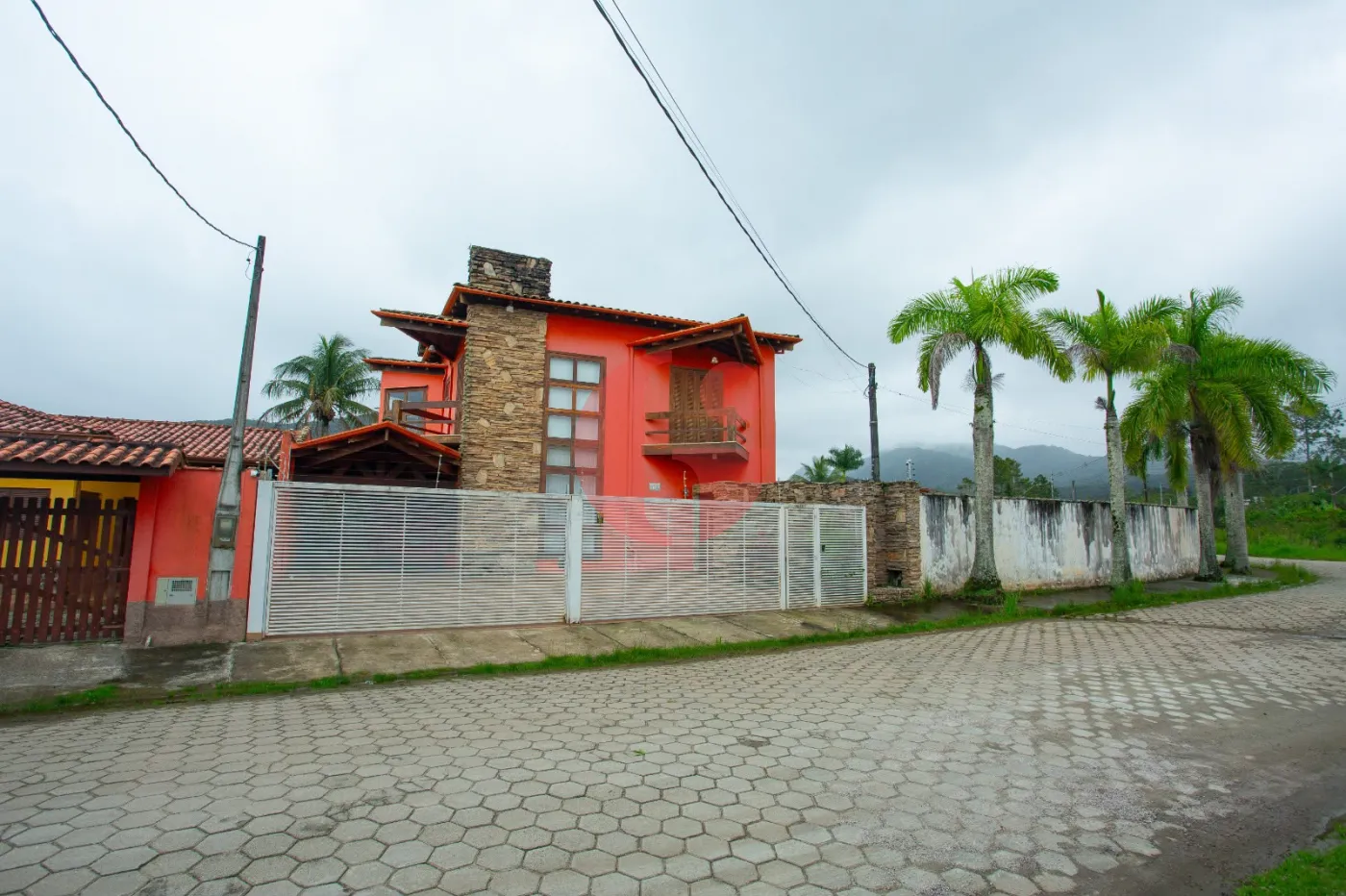 Comprar Casa / Sobrado em Caraguatatuba R$ 3.000.000,00 - Foto 1
