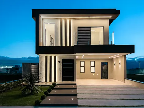 Sao Jose dos Campos Eugenio de Mello Casa Venda R$1.490.000,00 Condominio R$320,00 3 Dormitorios 4 Vagas Area do terreno 250.00m2 Area construida 232.47m2