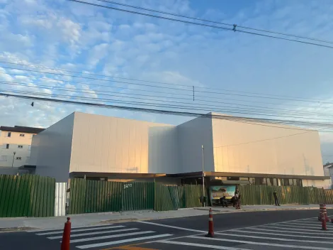 Sao Jose dos Campos Jardim das Industrias Galpao Locacao R$ 60.000,00  38 Vagas Area do terreno 2452.00m2 Area construida 1742.00m2